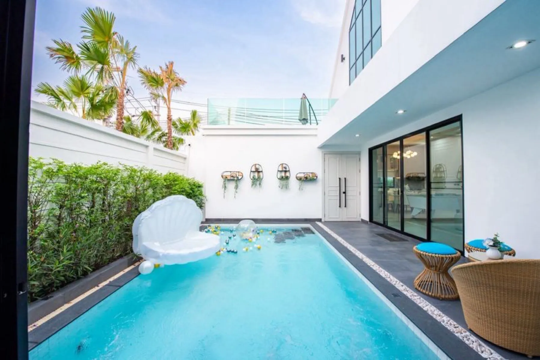 Luxury 3 Bed Villa in Huai Yai for Rent - Pet Friendly