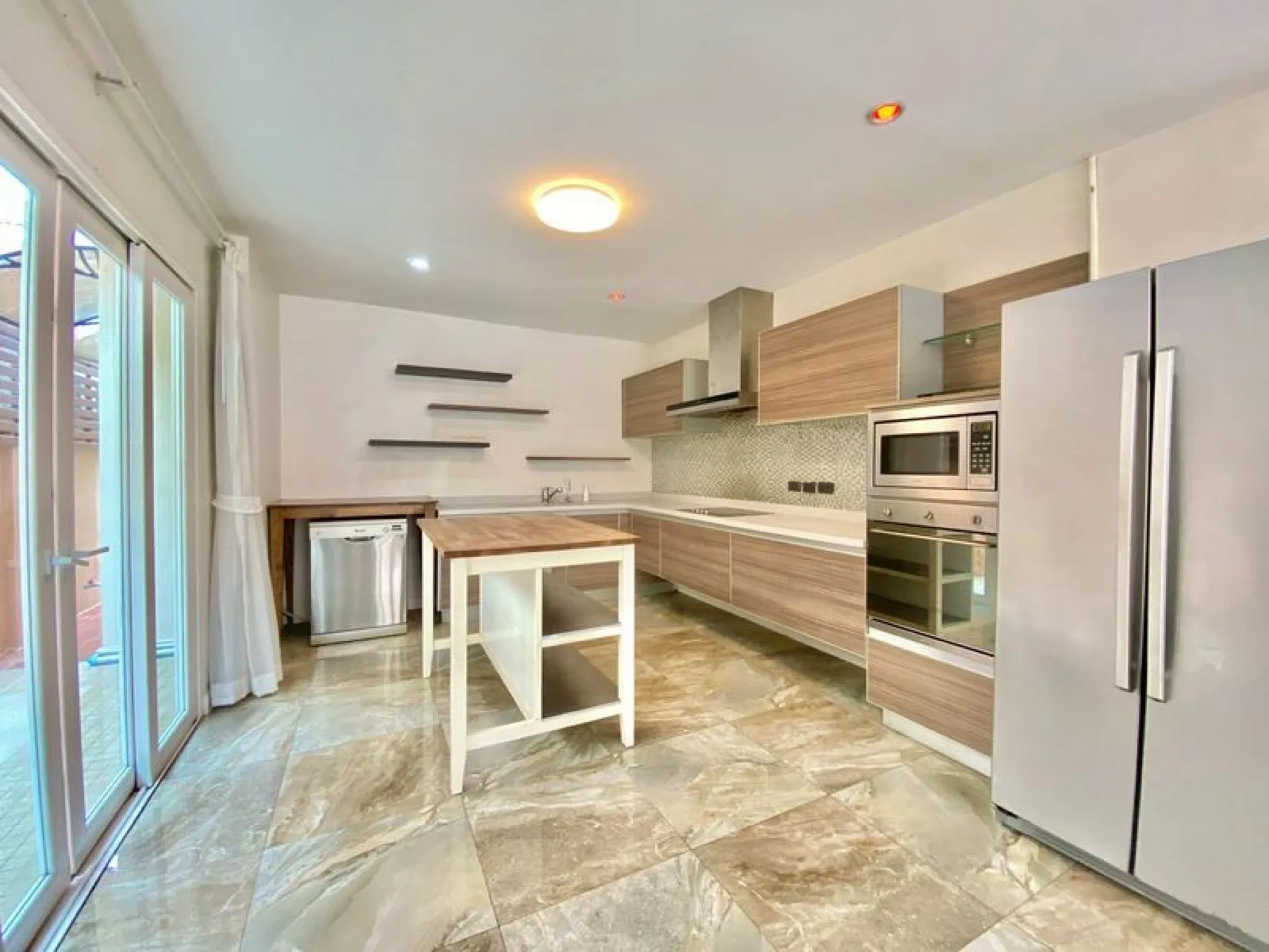 4 Bed Villa in South Pattaya for Rent - Pet Friendly — photo 8