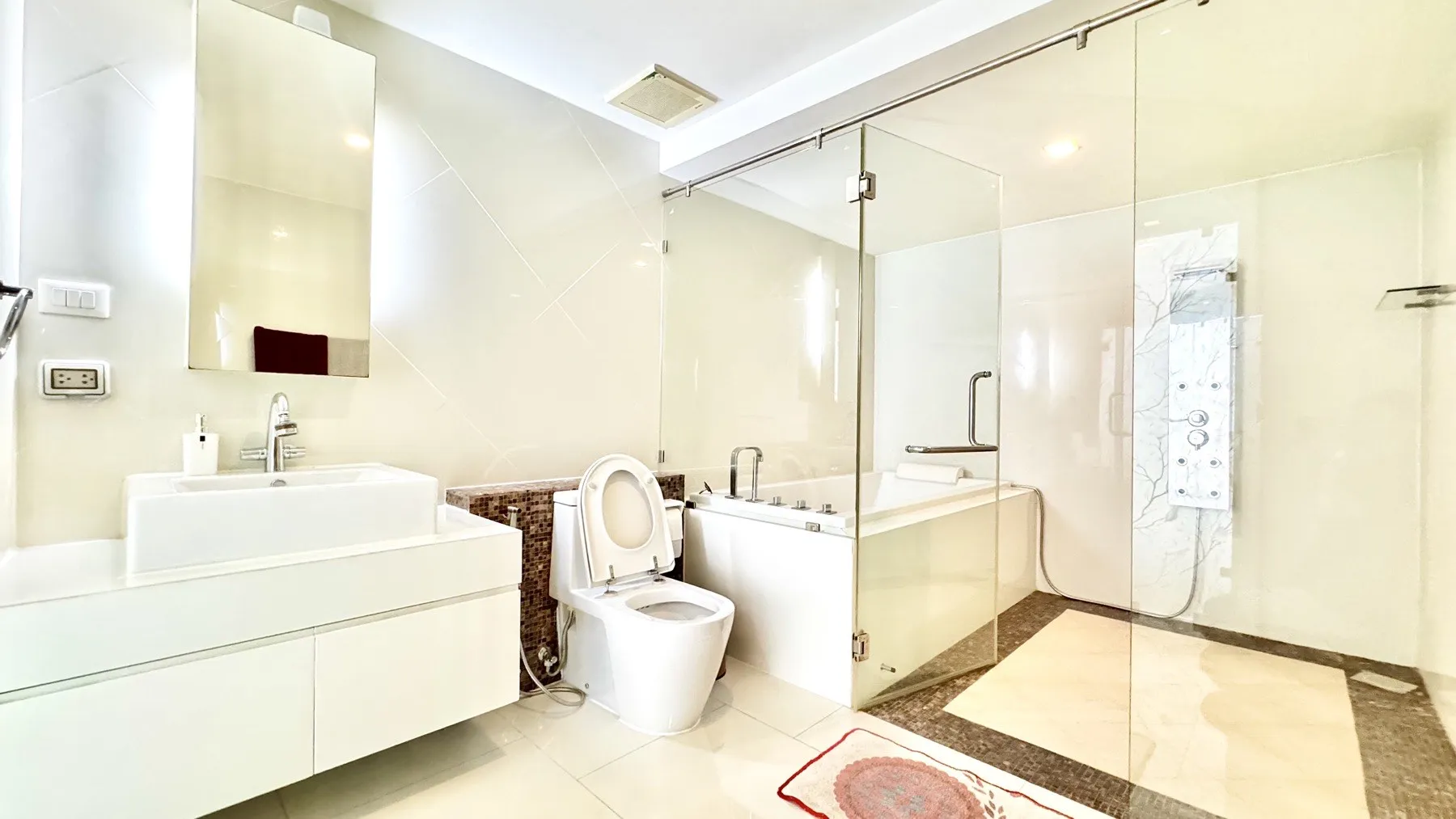 3 Bed Sea View Duplex for Rent in Na Kluea, North Pattaya — photo 21