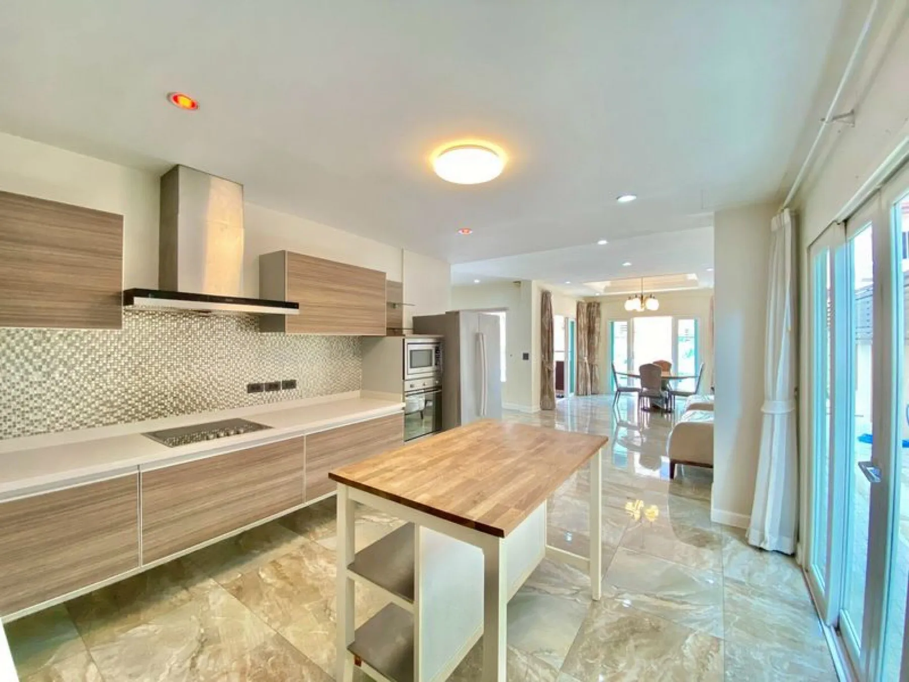4 Bed Villa in South Pattaya for Rent - Pet Friendly — photo 9