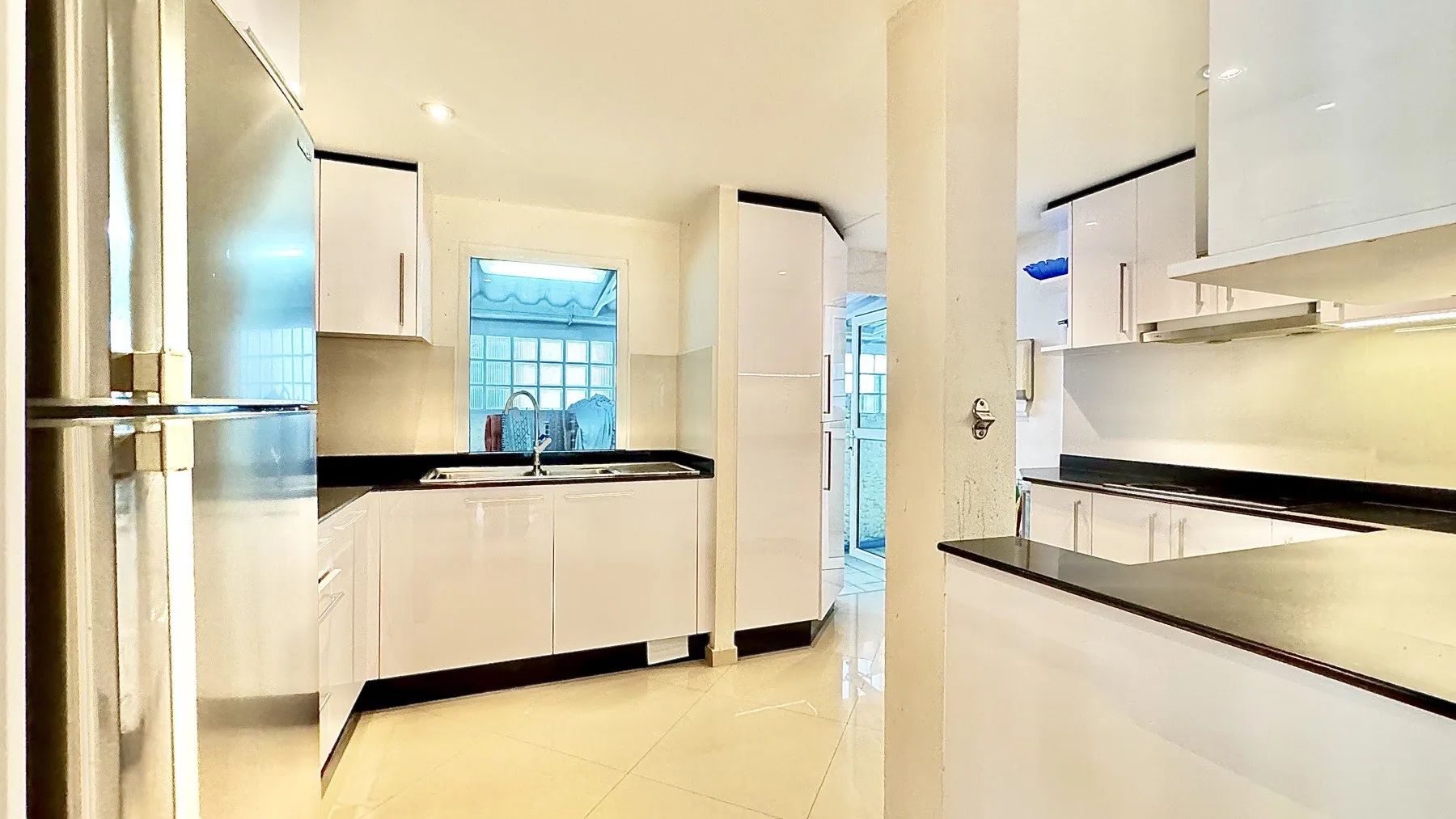 4 Bedroom Pet Friendly House for Rent 300m from Jomtien Beach, Pattaya — photo 12