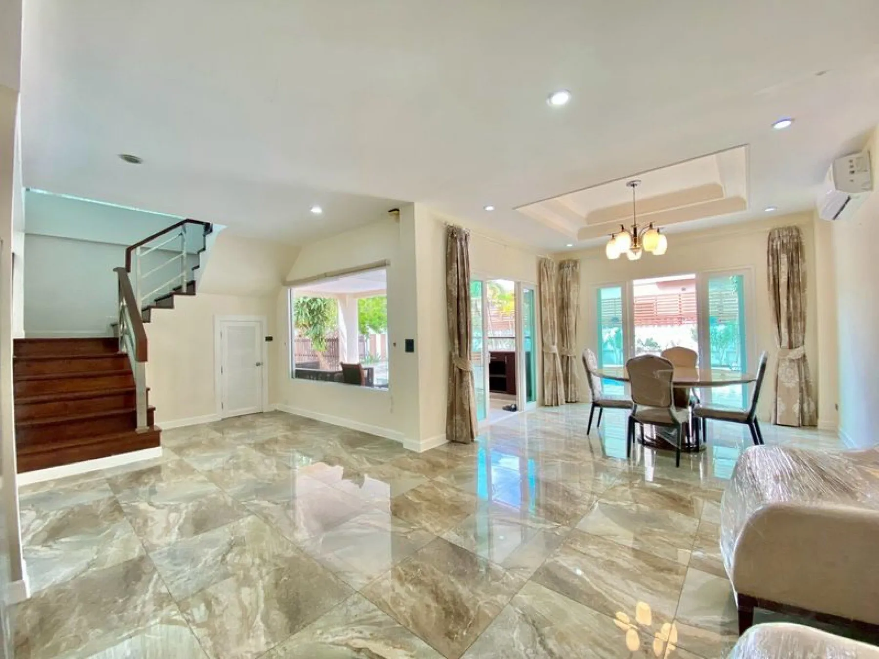 4 Bed Villa in South Pattaya for Rent - Pet Friendly — photo 10