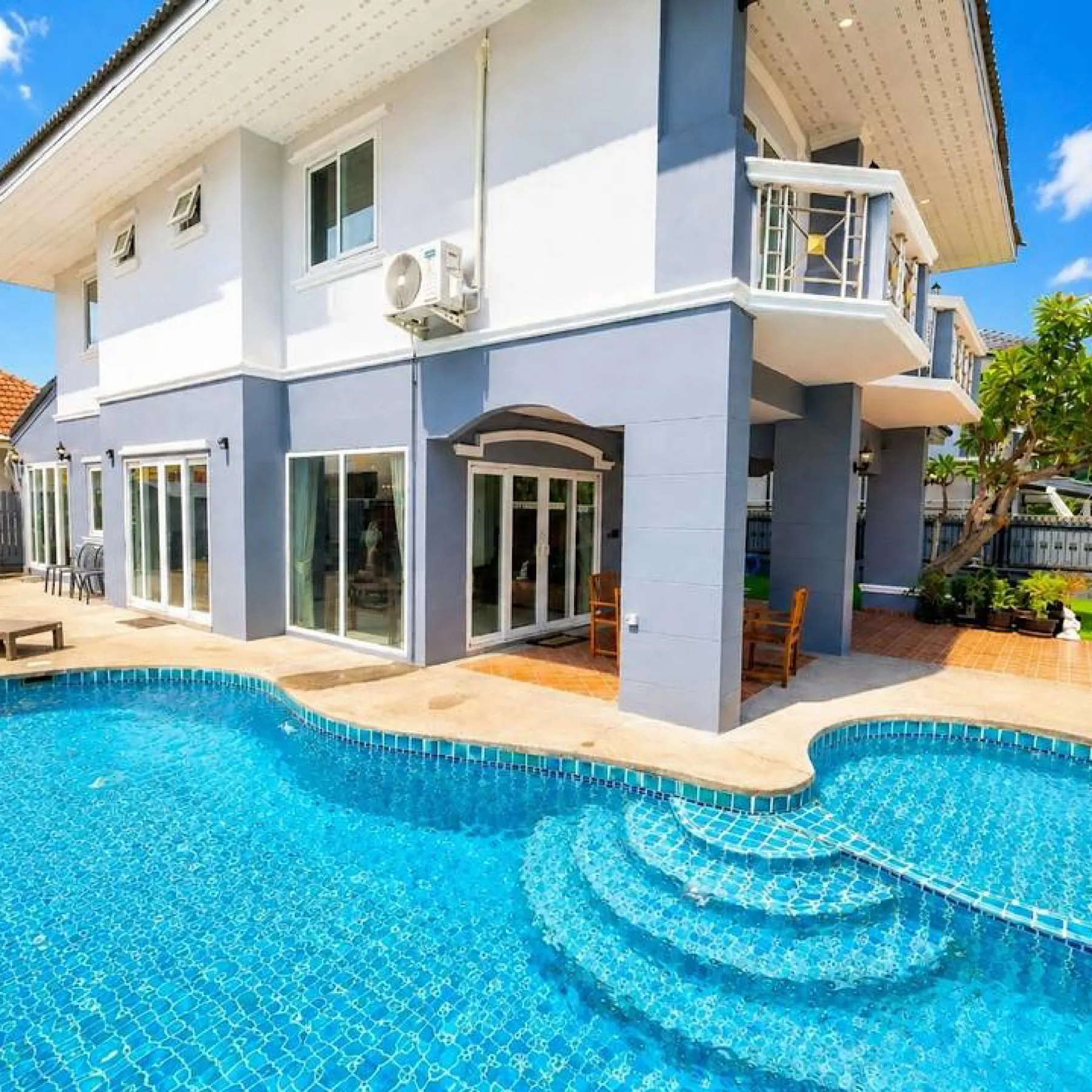 Pet Friendly 5 Bed Villa in South Pattaya for Rent 80K