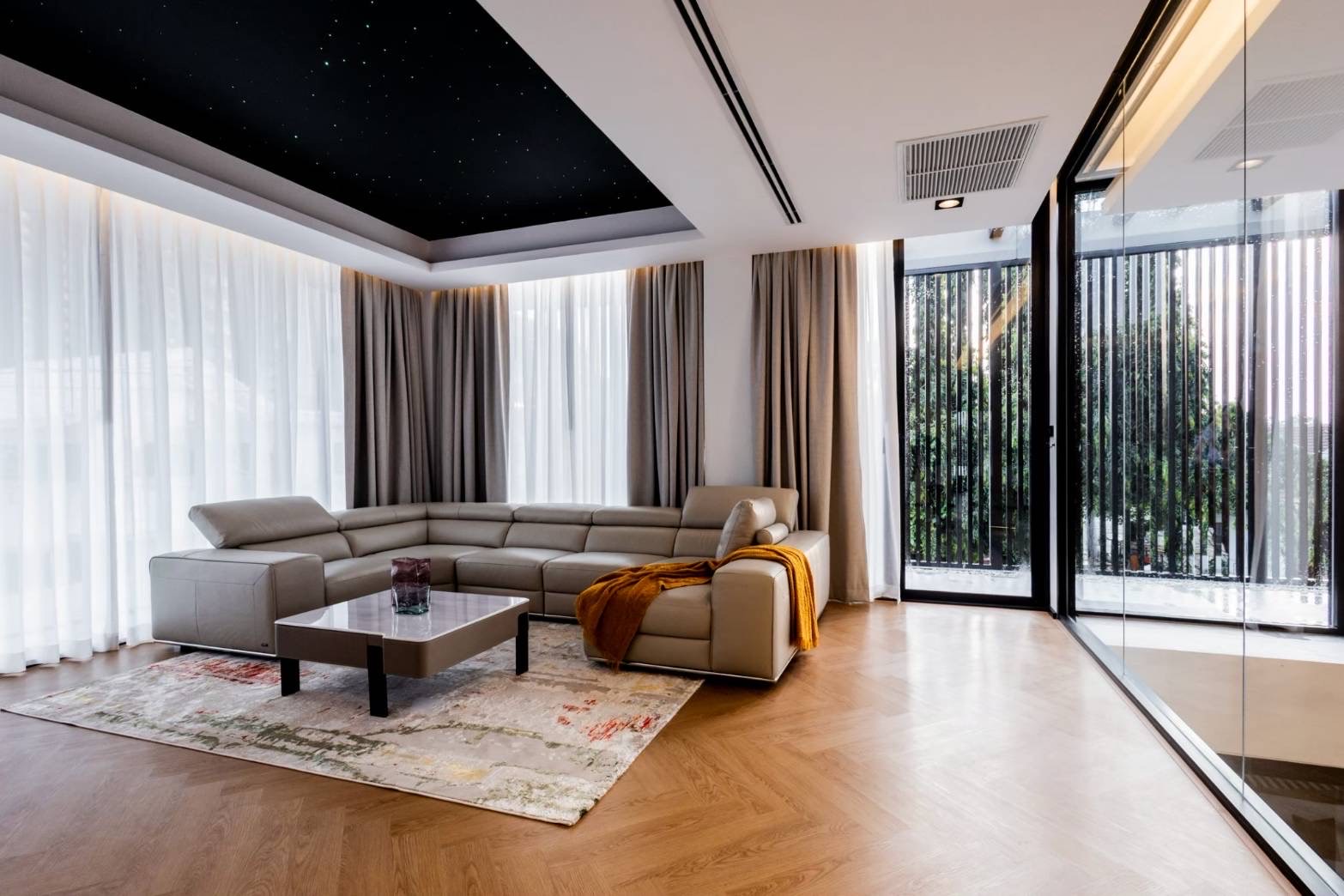 New 5 Bed Ultra Luxury Villa 500m from Jomtien Beach for Rent Only 350k | 730 Sqm | Cinema Room — photo 13