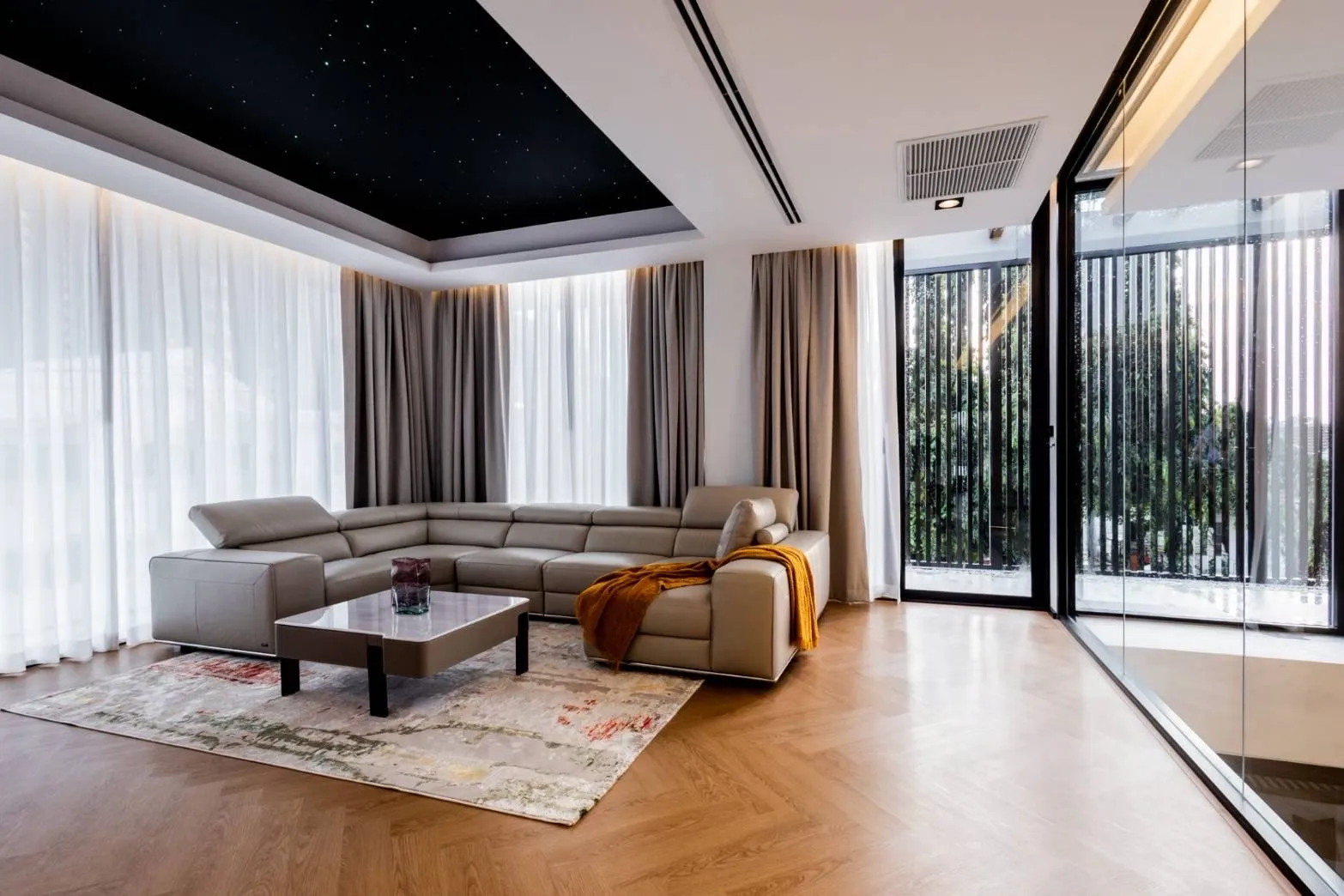 New 5 Bed Luxury Villa 500m from Jomtien Beach for Rent Only 350k | 730 Sqm | Cinema Room — photo 13