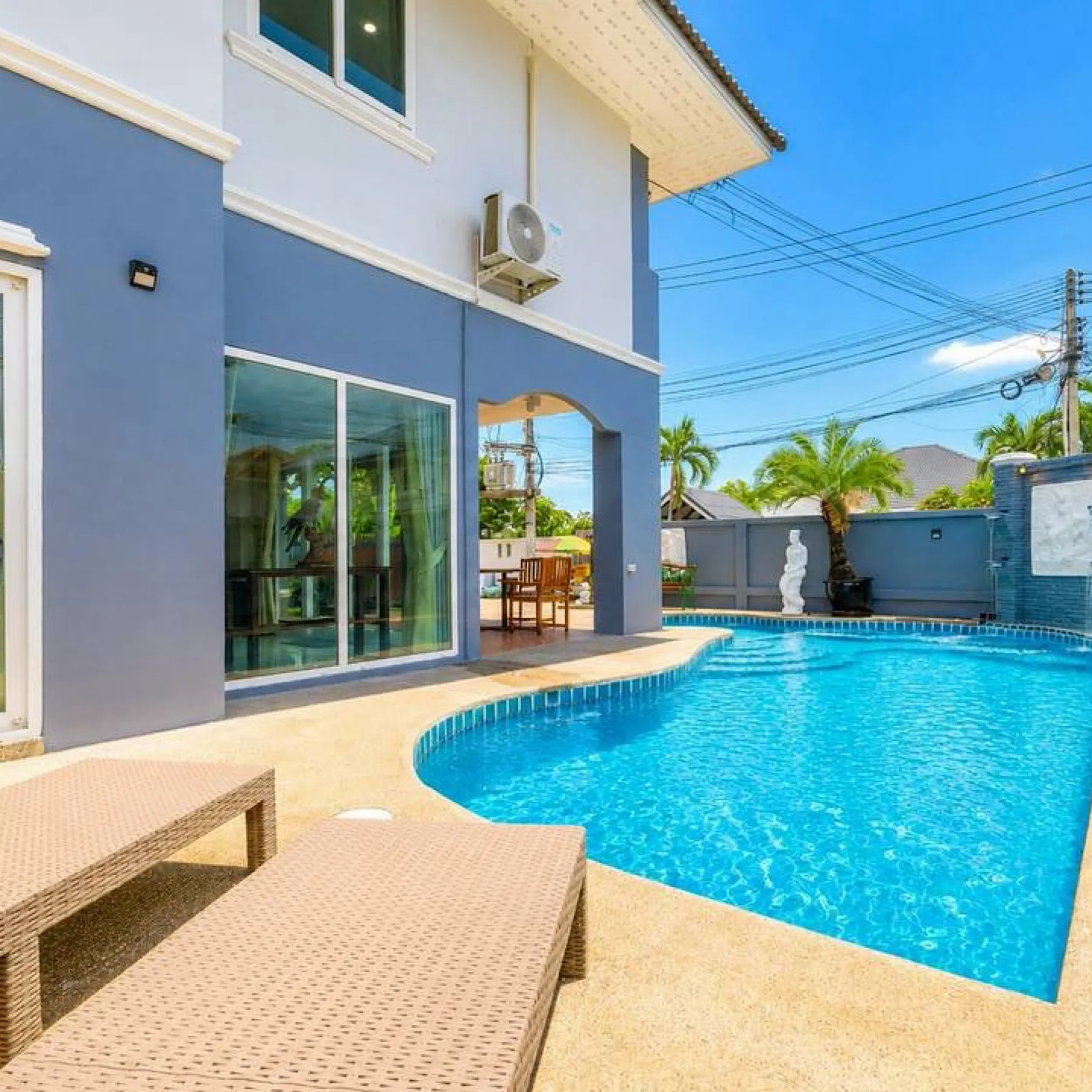 Pet Friendly 5 Bed Villa in South Pattaya for Rent 80K