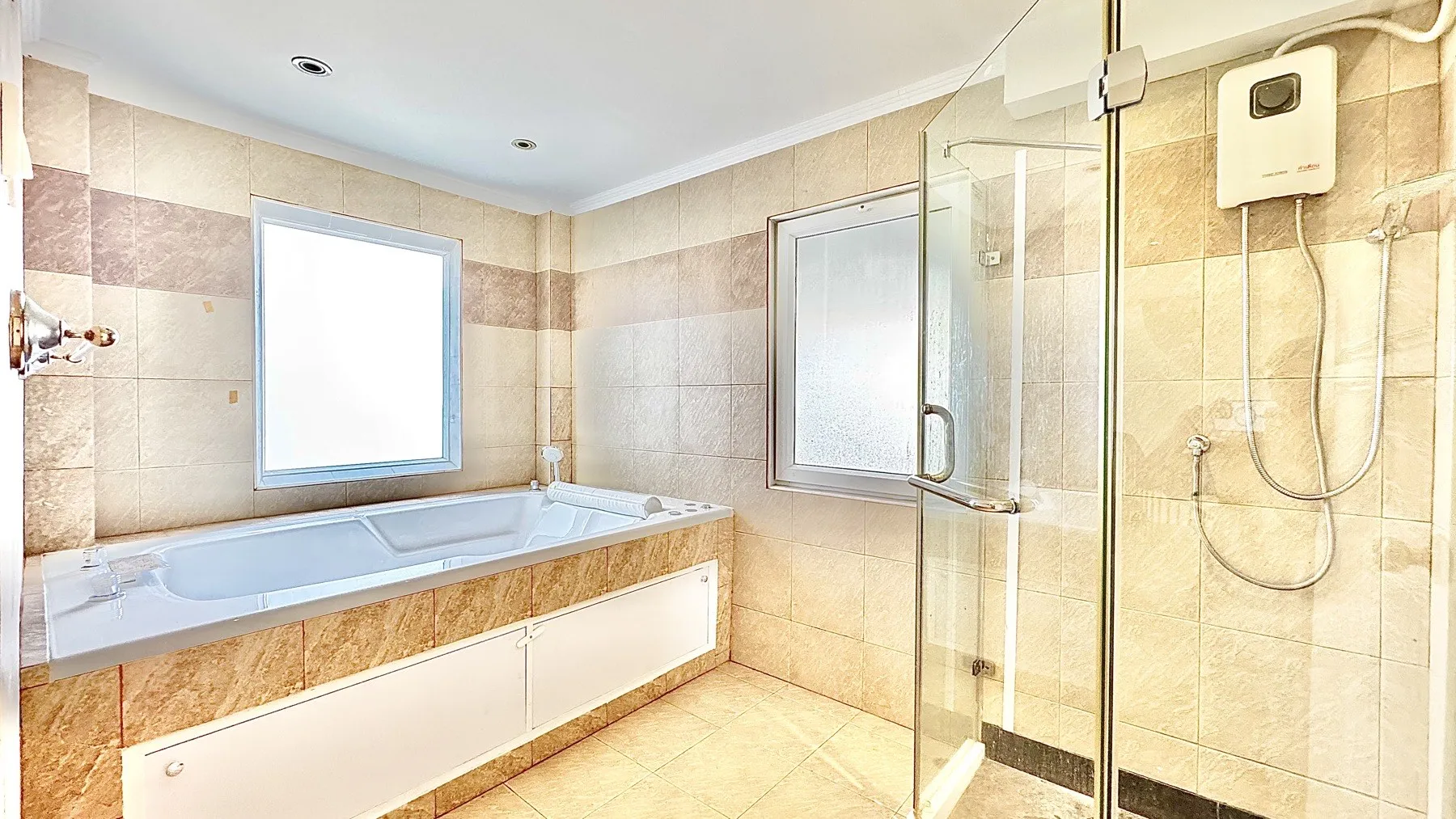 4 Bedroom Pet Friendly House for Rent 300m from Jomtien Beach, Pattaya — photo 18