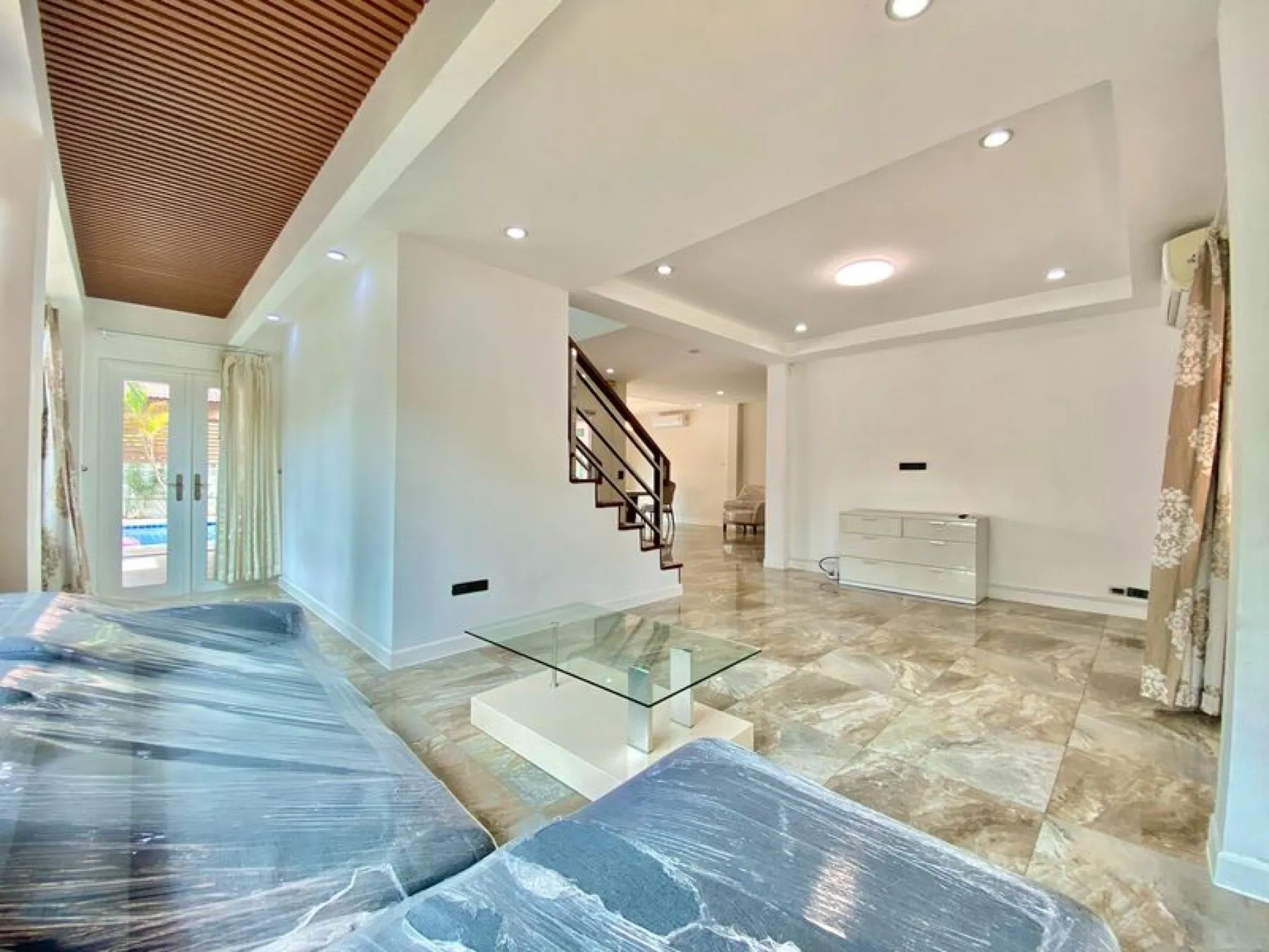 4 Bed Villa in South Pattaya for Rent - Pet Friendly — photo 5
