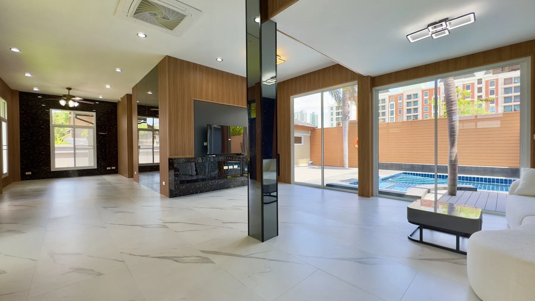 5 Bed Private Villa near Na Jomtien Beach for Sale & Rent — photo 6