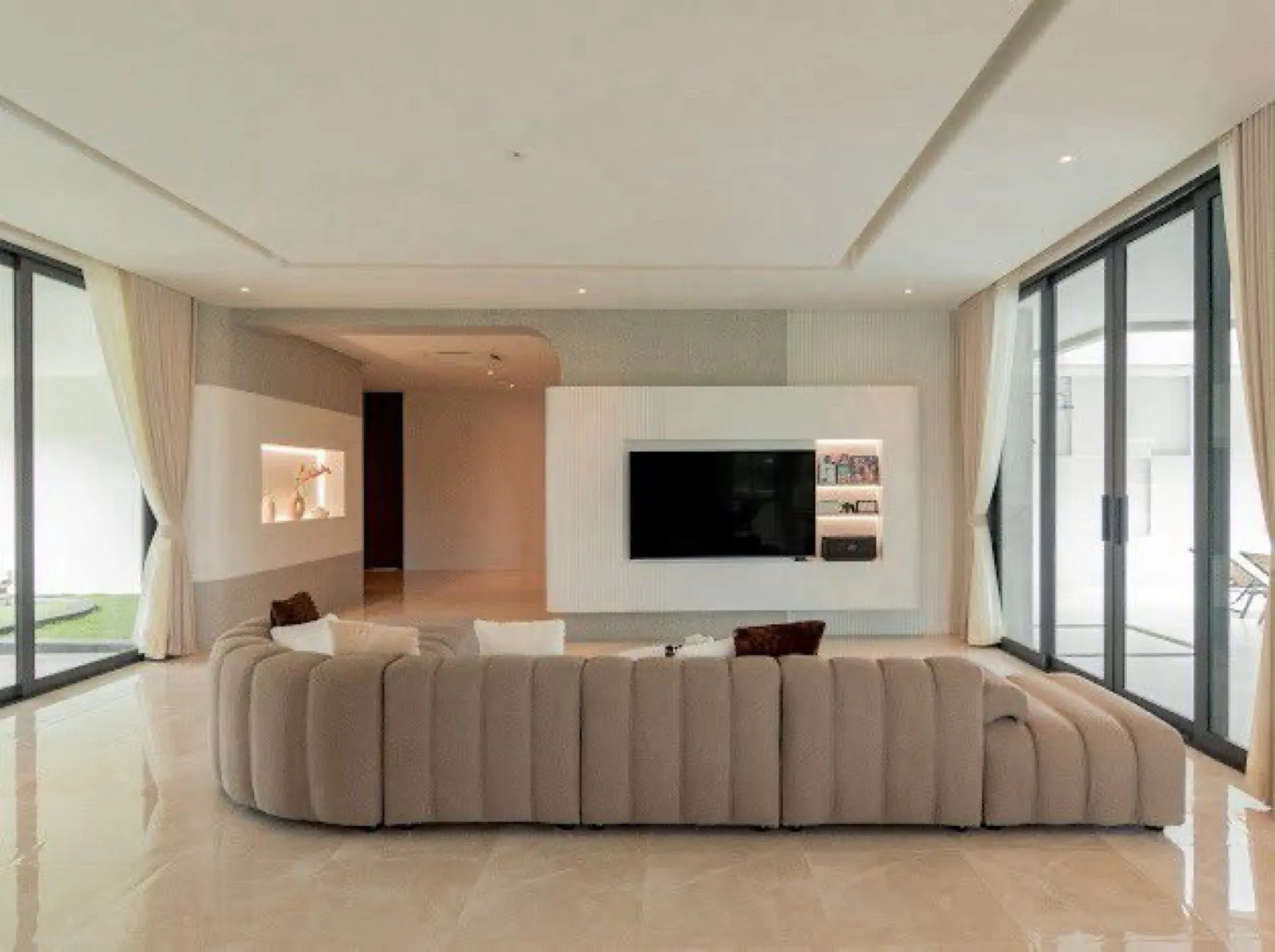 6 Bed Spacious Private Villa near Huai Chak Nok for Rent - Pet Friendly — photo 5