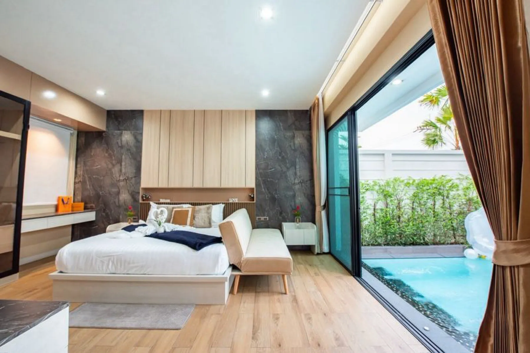 Luxury 3 Bed Villa in Huai Yai for Rent - Pet Friendly — photo 9