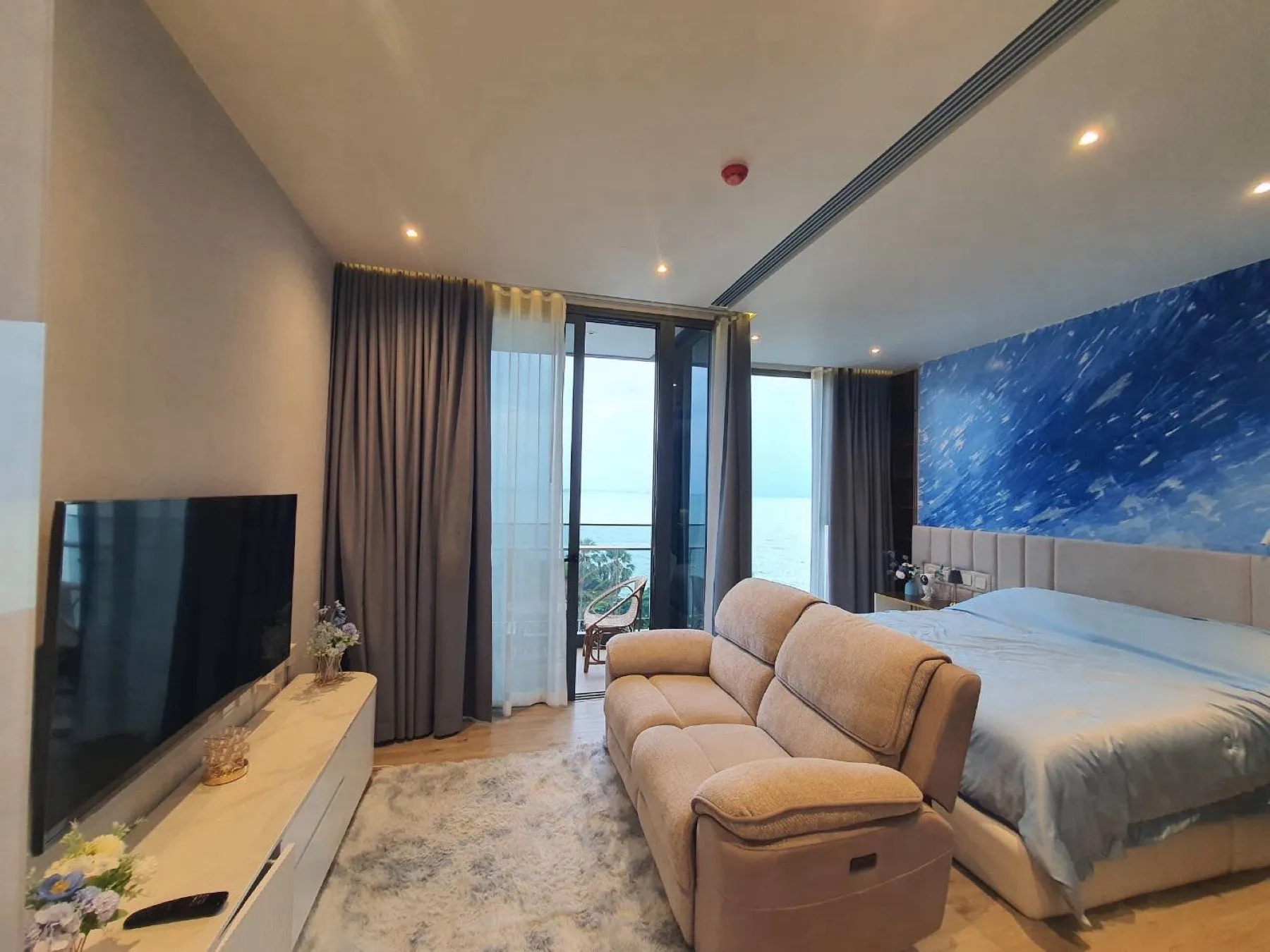 1 Bed in AROM Wongamat for Rent & Sale – Wongamat Beach, North Pattaya