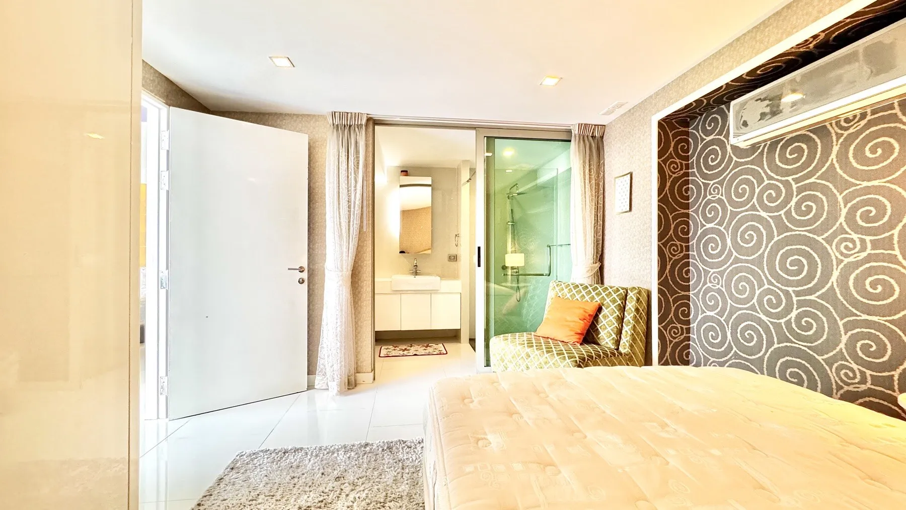 3 Bed Sea View Duplex for Rent in Na Kluea, North Pattaya — photo 12