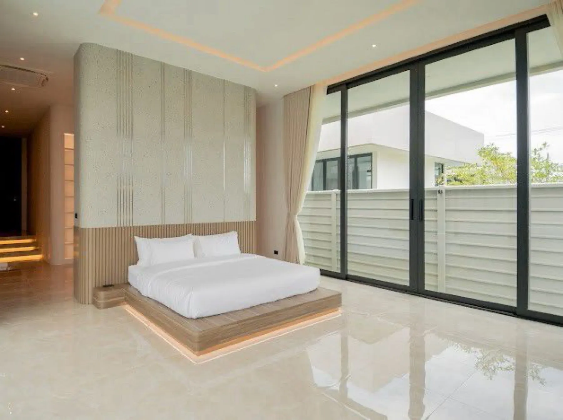 6 Bed Spacious Private Villa near Huai Chak Nok for Rent - Pet Friendly — photo 9