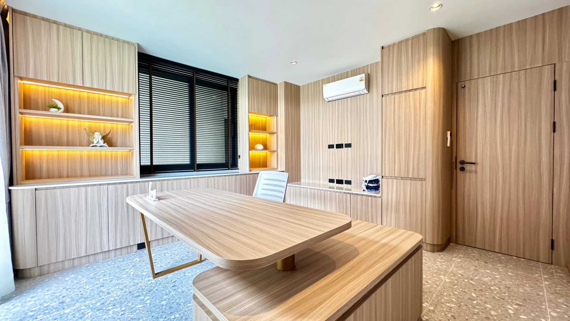 New Luxury 3+1 Bed Villa 130 Sqw for Rent Only 120k 500m from Jomtien Beach, Pattaya — photo 10